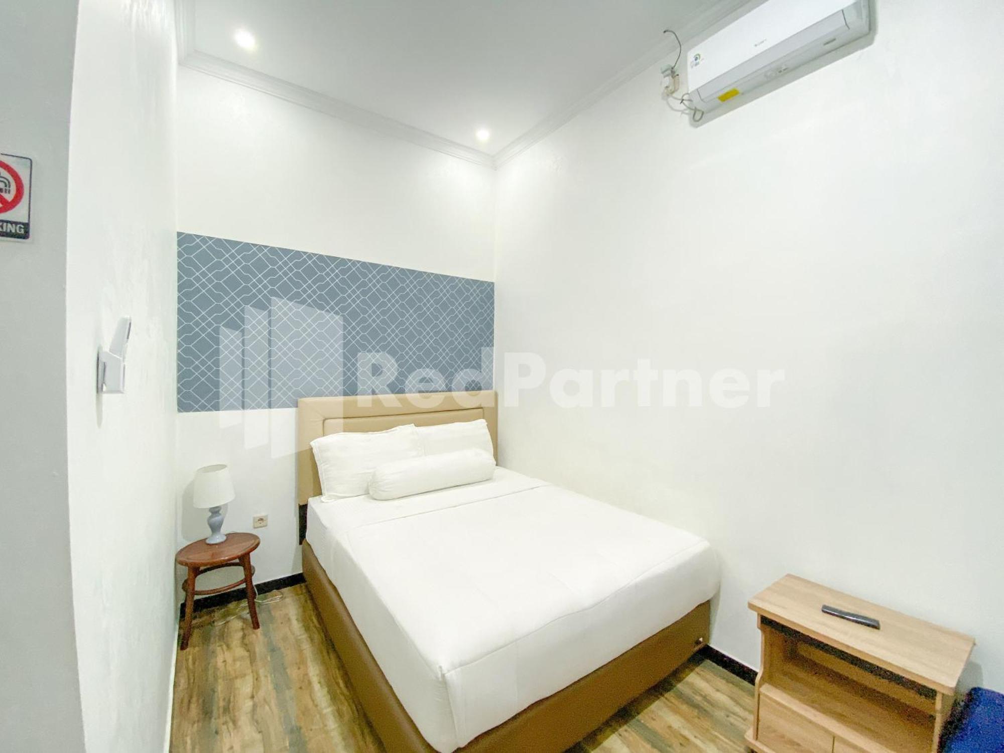 House N Coffee 55 Temanggung Redpartner Hotel Kültér fotó
