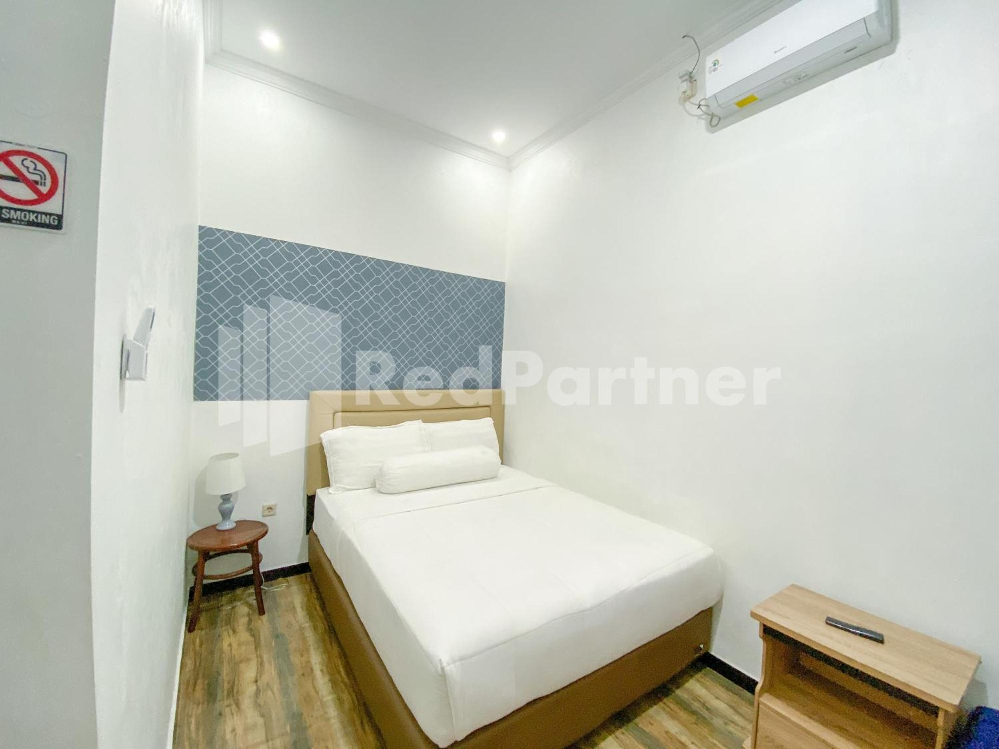 House N Coffee 55 Temanggung Redpartner Hotel Kültér fotó